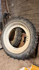 coppia cerchi compreso pneumatici 270/95 R48 11.2