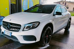 Mercedes Gla 200 (x156) Premium Night Edition 
