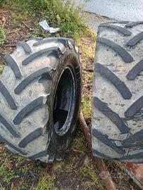Gomme BKT 360/70R20
