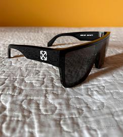 Occhiali  Off-White prezzo SCONTATO da 270€ a 190€
