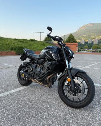 Yamaha MT-07 2023 – Full Optional – Assetto Ohlins