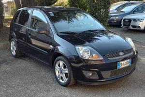 Ford Fiesta 1.2 16V 5p. Ghia