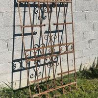 Inferiate in ferro battuto primi ‘900 – n° 3 pezzi