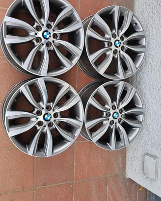 4 cerchi 18 originali Bmw X1 X2 Serie 2 Activ Tour