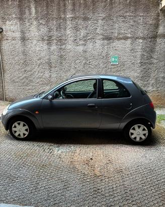 Ford ka 2002 1.3 colour collection 69cv