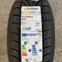 4 Pneumatici invernali nuovo BFGoodrich 205/60 R15