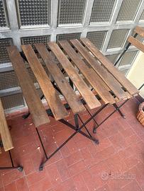 Tavolo da esterno + 2 sedie