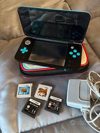 Nintendo 2DS XL console + 4 giochi (Mario, Spiderm