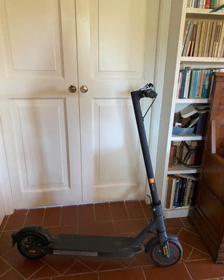 Xiaomi Mi Electric Scooter Pro 2 - PERFETTO