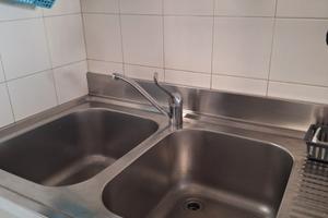 Bar con cucina