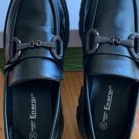 Scarpa nera Energy footwear