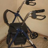 Carrellino per poco ambulanti.