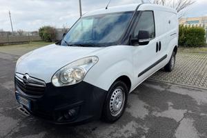 Opel combo 1.4 turbo metano