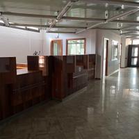 Ampio Ufficio Pronto all'Uso