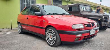 Lancia Delta HPE HF