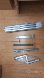 ATTREZZATURA PER ALLESTIMENTO NEGOZI