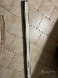 Portalampada plafoniera per lampada a tubo