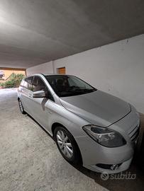 Mercedes classe B motore Mercedes 