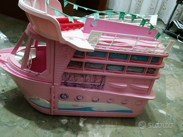 Barbie nave