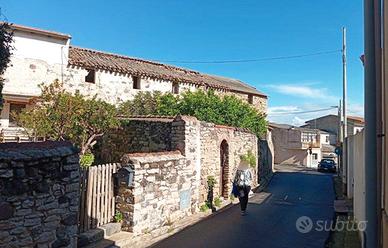 Casa indipendente da ristrutturare a Mogoro