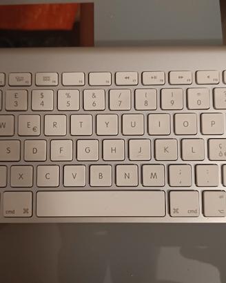 tastiera bluetooth apple