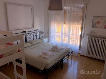 Camera da letto multi-letto