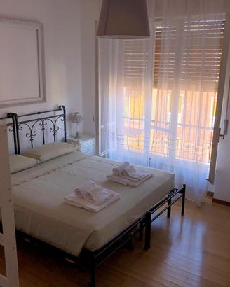 Camera da letto multi-letto