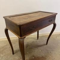 mobile antico (Petineuse)