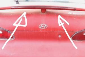 alettone hyundai coupé 1998