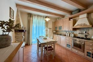 5 LOCALI A GUBBIO
