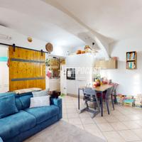 SPLENDIDO TRILOCALE CON GIARDINO SENZA SPESE CONDO