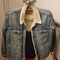 Levi's Trucker