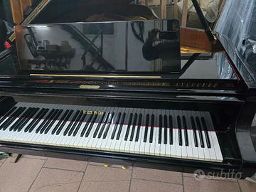 Pianoforte a coda Petrof 190