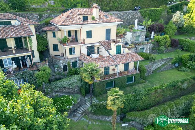 DUE LOCALI VISTA LAGO CON PISCINA