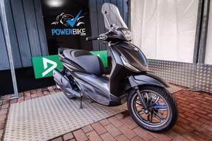 Piaggio Beverly 400 Sport