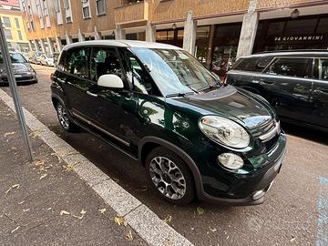 Fiat 500L Trecking 1.3 turbo diesel.