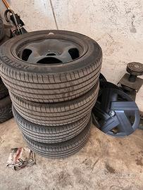 GOMME E COPRICERCHI ORIGINALI LANCIA YPSILON 2025