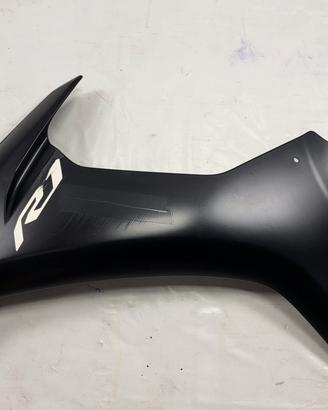 CARENA ANTERIORE SINISTRA NERA YAMAHA yzf R1 2015 