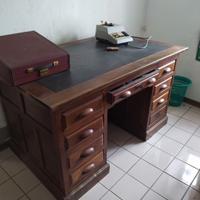 scrivania da ufficio vintage