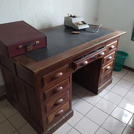 scrivania da ufficio vintage
