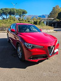 Stelvio Alfaromeo 