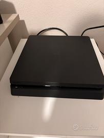 PS4 slim