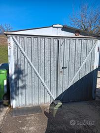 garage in lamiera 
