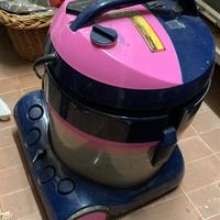 Aspirapolvere e liquidi ad acqua