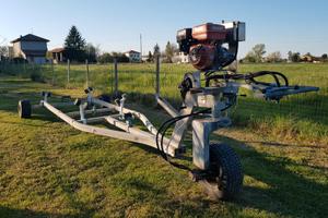 Carrello motorizzato da alaggio