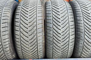 Pneumatici All Season 225/45/R17 94W