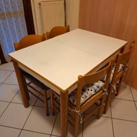 tavolo allungabile con sedie