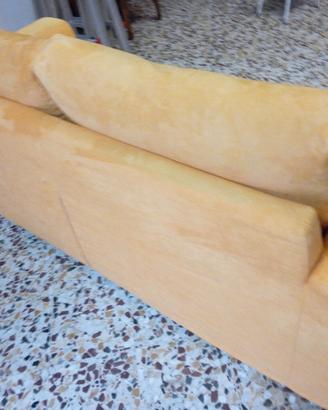 DIVANO LETTO COME NUOVO