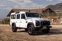 land-rover-defender-110-2-2-td4-station-wagon-e-n1