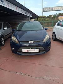 Ford Fiesta 1.6 TDCi 90CV 5 porte DPF Titanium